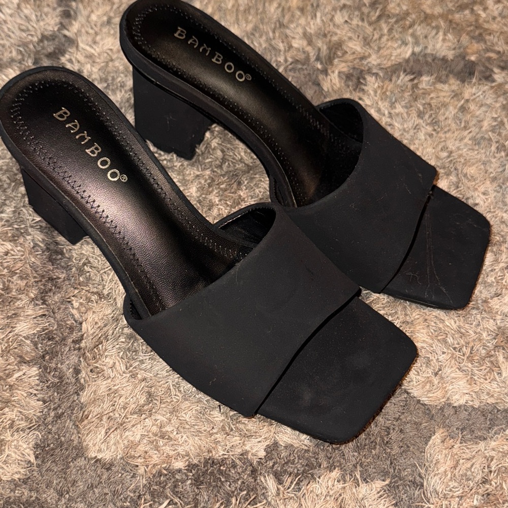 BAMBOO Women's Black Open-Toe Mules